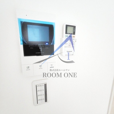 セキュリティ　モニター付きインターホンです。