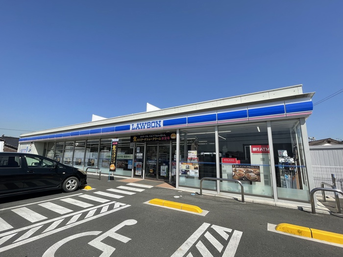 コンビニ　ローソン行橋泉中央四丁目店（コンビニ）まで332m