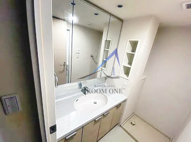 洗面設備　洗面台です。