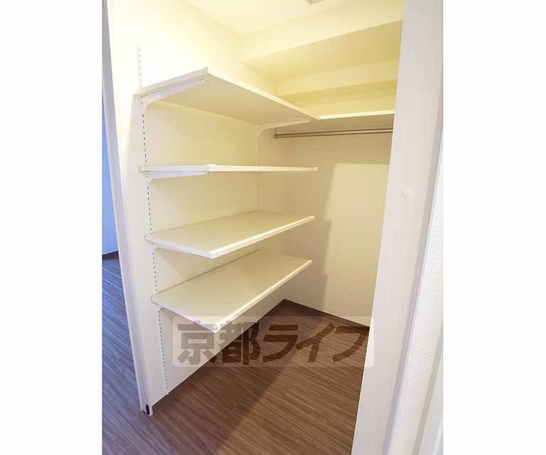 収納　こだわりの強い大型の収納。