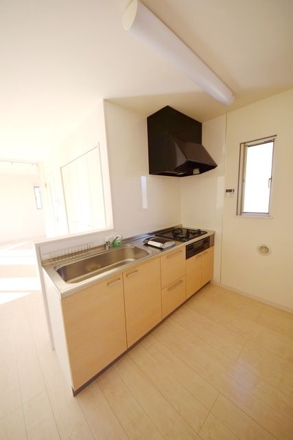 キッチン　３口システムキッチン♪