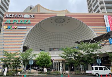 その他　高槻駅前デパート（その他）まで66m