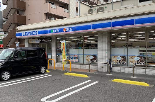 コンビニ　ローソン 名東上社一丁目店（コンビニ）まで343m