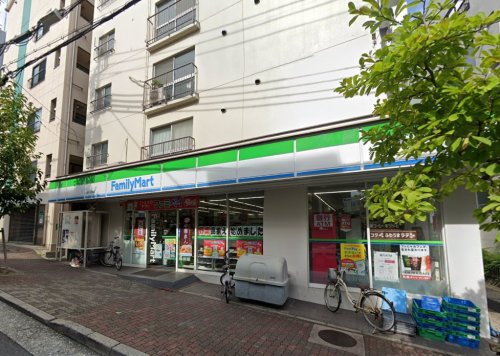 コンビニ　ファミリーマート 神戸花隈店（コンビニ）まで90m