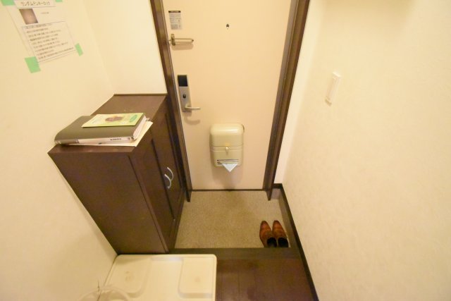 玄関　※別室参考写真