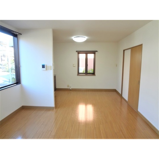 居室・リビング　リビングはＬＥＤ照明