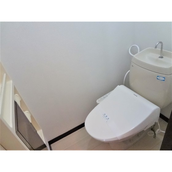 トイレ　シャワートイレ