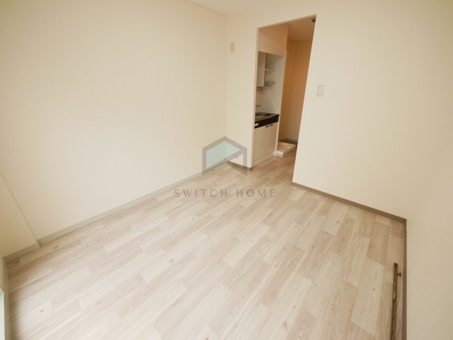 居室・リビング　こちらのリビングで趣味の時間をお楽しみください