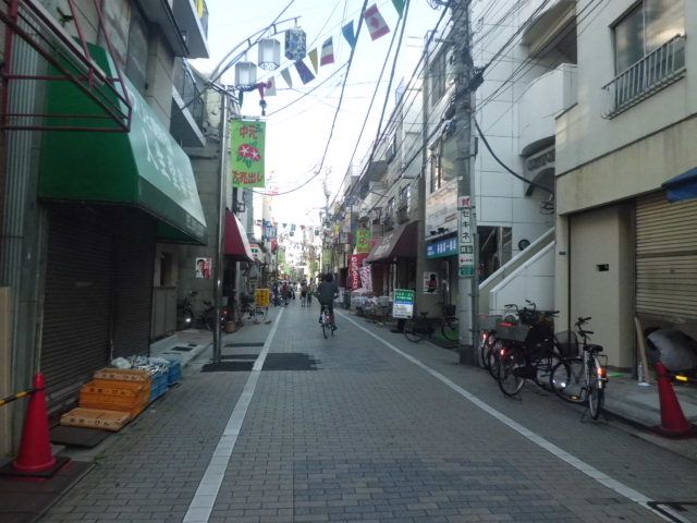 コンビニ　コンビニ（コンビニ）まで200m