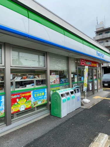 コンビニ　ファミリーマート 東住吉矢田店（コンビニ）まで299m