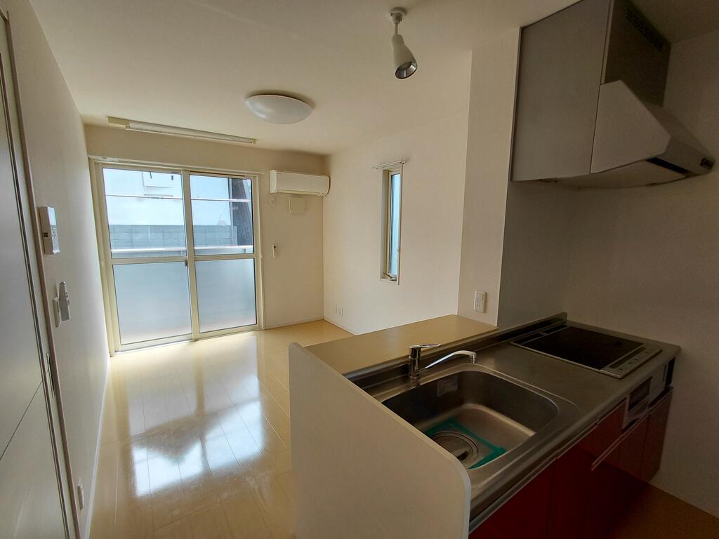 居室・リビング　（参考）他室の写真を使用しています。現況優先となります。