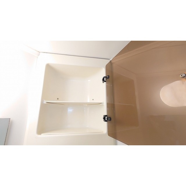 収納　キッチン戸棚