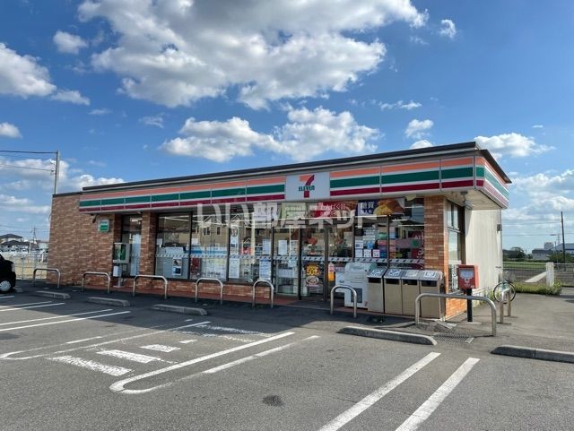 コンビニ　セブンイレブン川越寺山店（コンビニ）まで405m