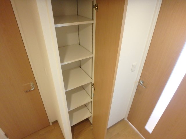 玄関　玄関収納