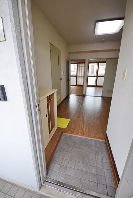 玄関　★間口の広い玄関ですね★