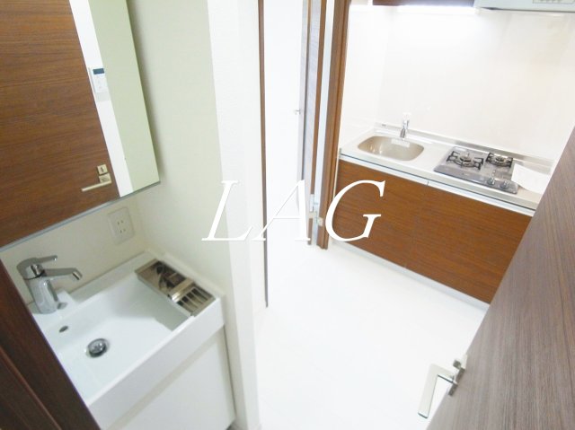 洗面設備　洗面台です。