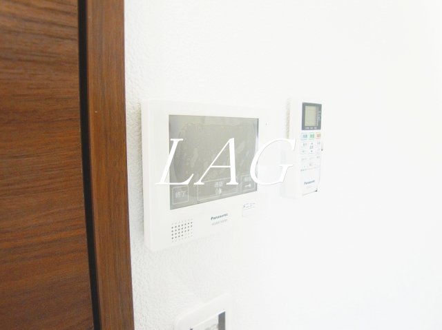 セキュリティ　モニター付きインターホンです。
