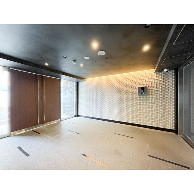 エントランス　毎日通るエントランスはこのようになっています