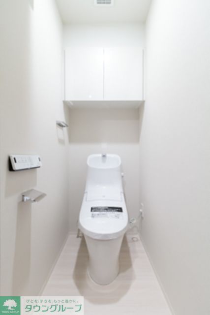 トイレ　※写真は同タイプ住戸です。