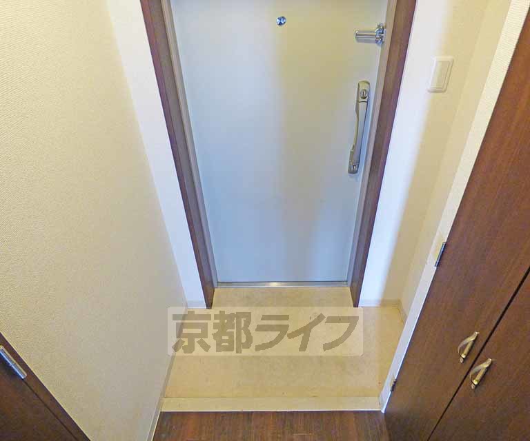 玄関　スペースが広いです