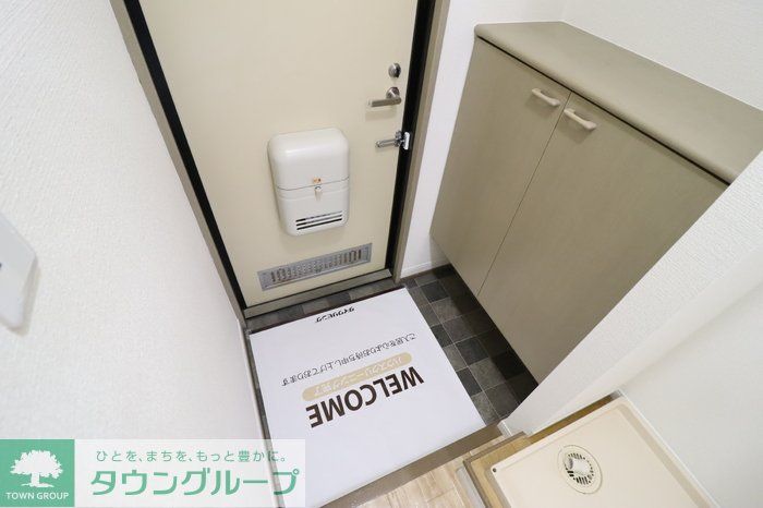 玄関　お問合せはタウンハウジングまで！※現地待合わせ相談可能