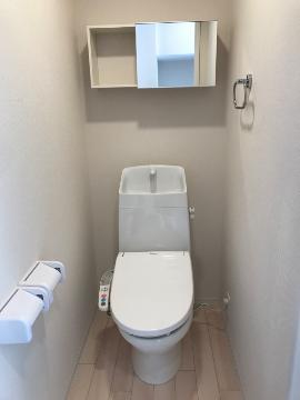 トイレ　トイレ