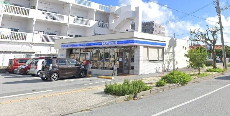 コンビニ　ローソンパイプライン通大謝名店（コンビニ）まで336m