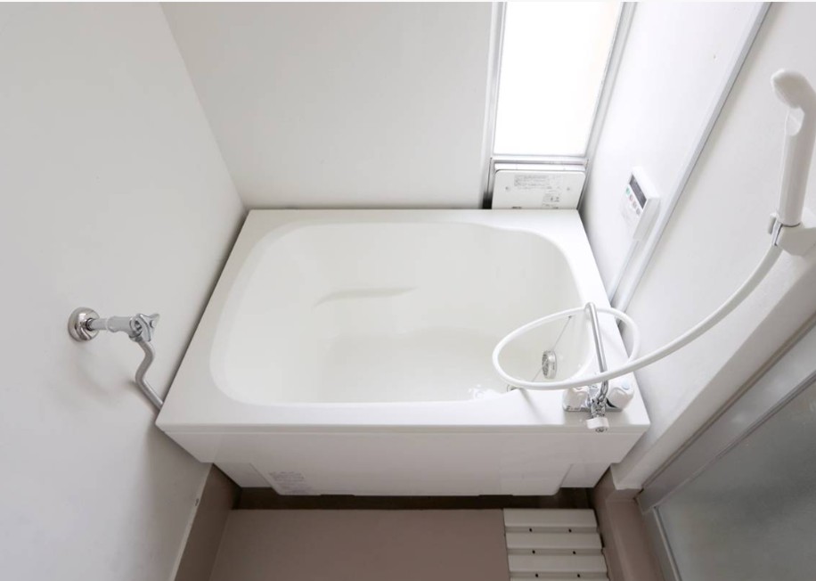 バス・シャワールーム　同タイプ写真です