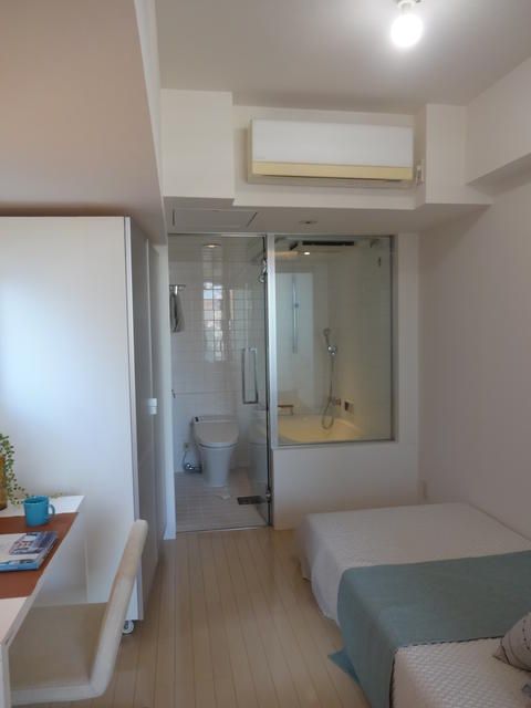 トイレ　★タンクレス温水洗浄便座★