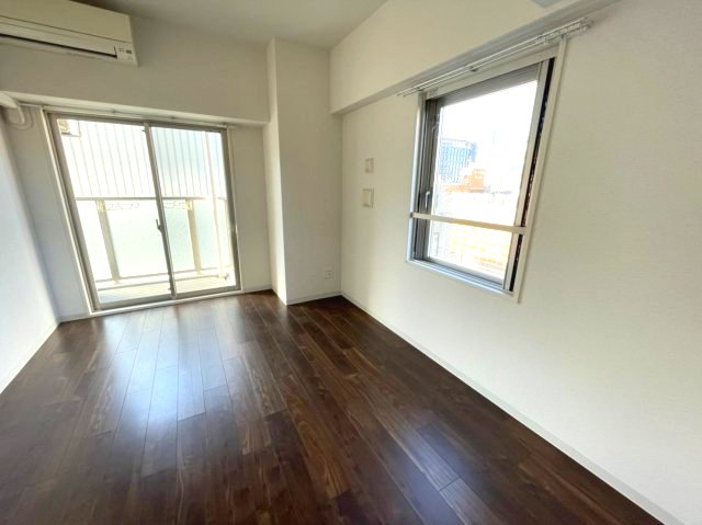 居室・リビング　イメージとして他号室の部屋写真を表示しています