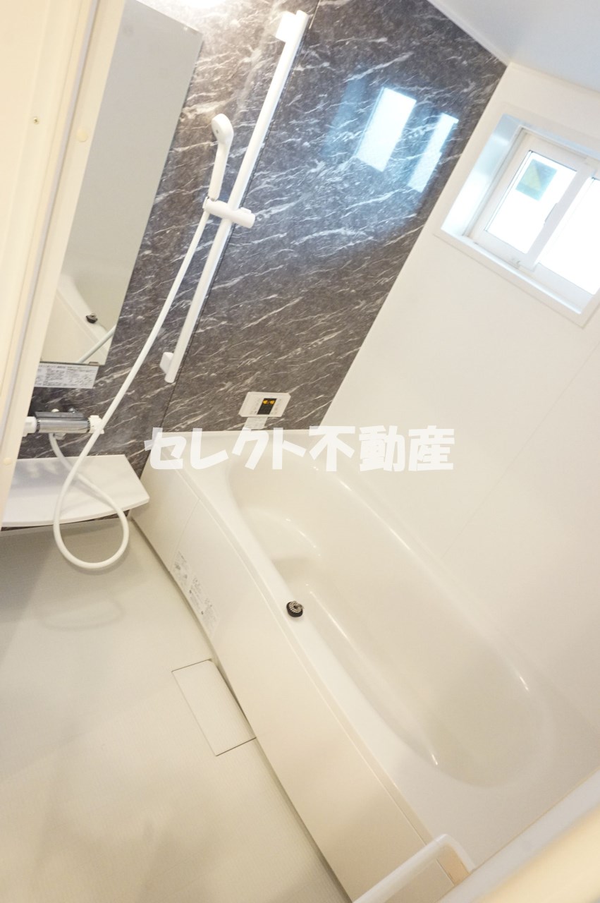 バス・シャワールーム　Ｂ201 浴室　一坪風呂で足をのばしてゆったりリラックス出来