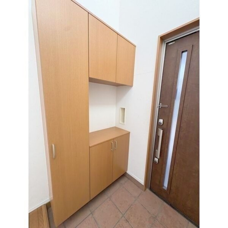 玄関　玄関スペースでございます！