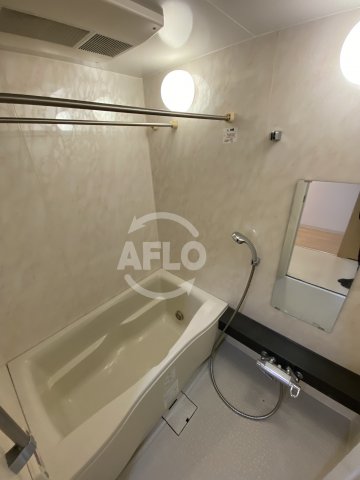 バス・シャワールーム　エルセレーノ上本町レジデンス　浴室