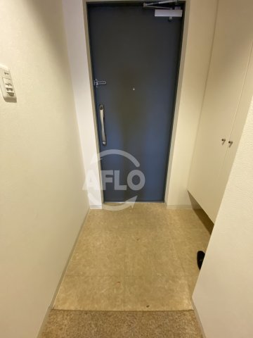 玄関　エルセレーノ上本町レジデンス　玄関