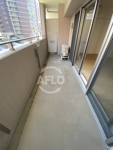 バルコニー　エルセレーノ上本町レジデンス　バルコニー