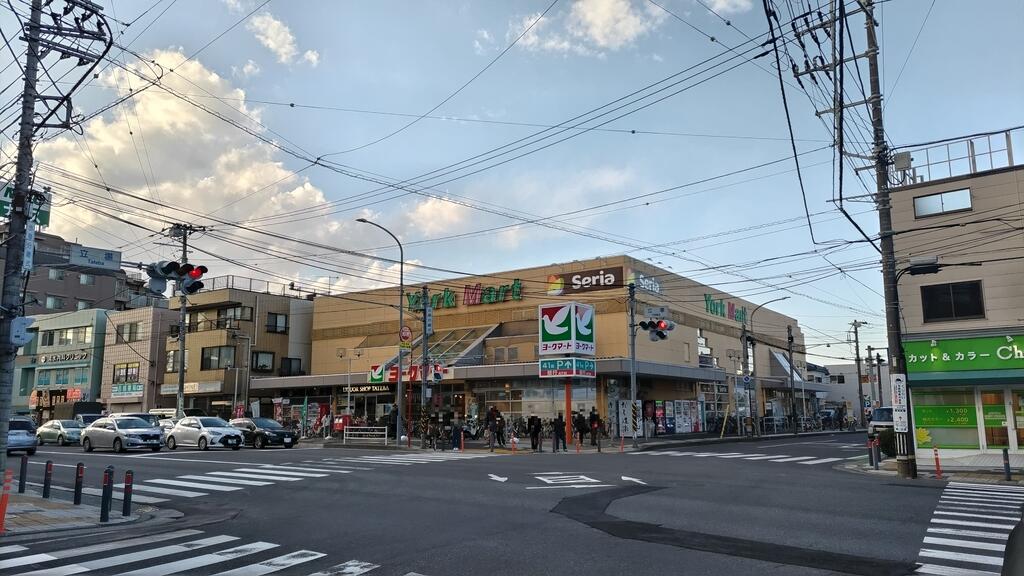 スーパー　ヨークマート立場店（スーパー）まで374m