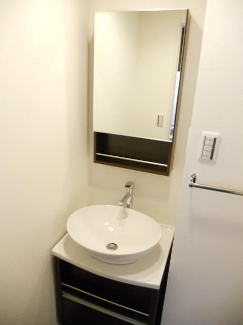 洗面設備　★デザイナーズ賃貸1Ｋ！セコム対応★