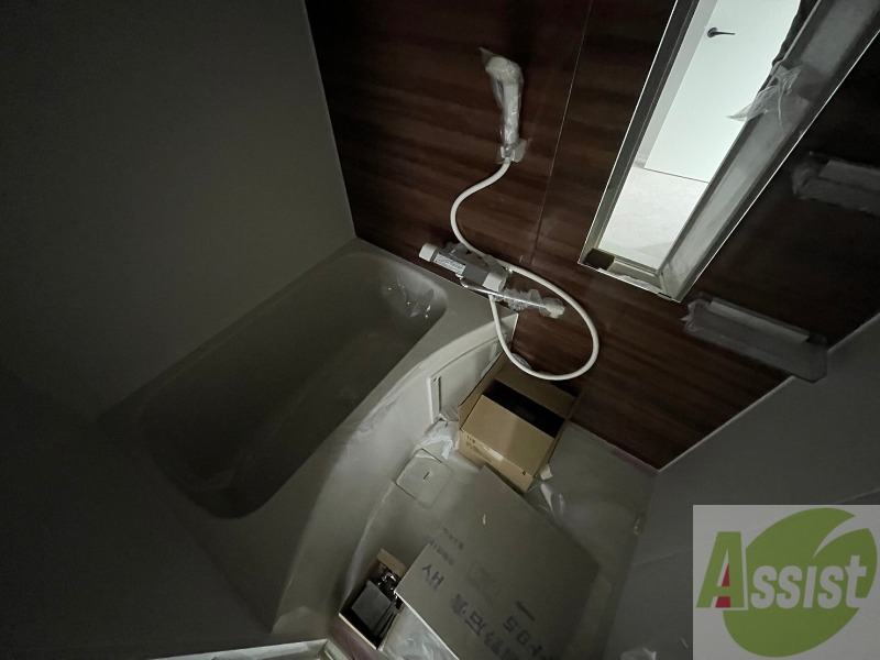 バス・シャワールーム　お風呂になります。一日の疲れを癒してくださいね。