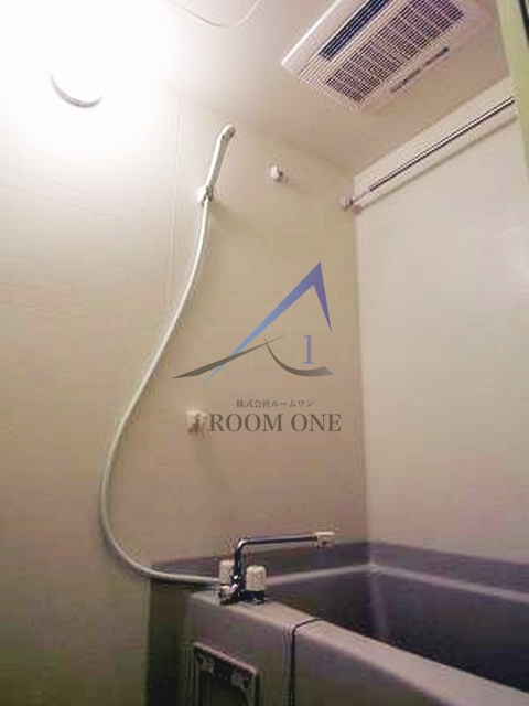 バス・シャワールーム　お風呂です。