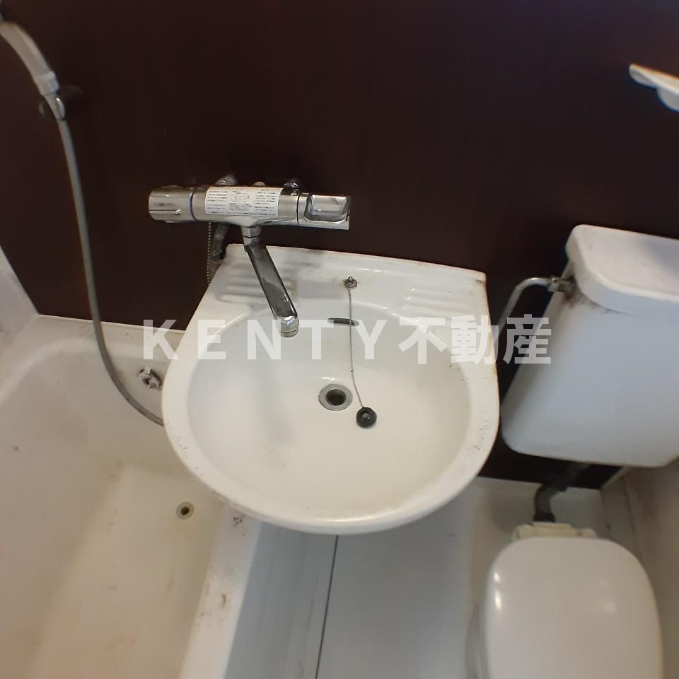 洗面設備　使いやすい洗面所です