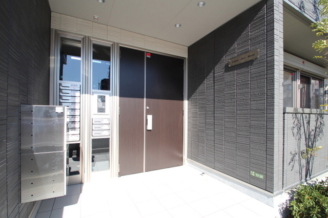 ロビー　オートロック