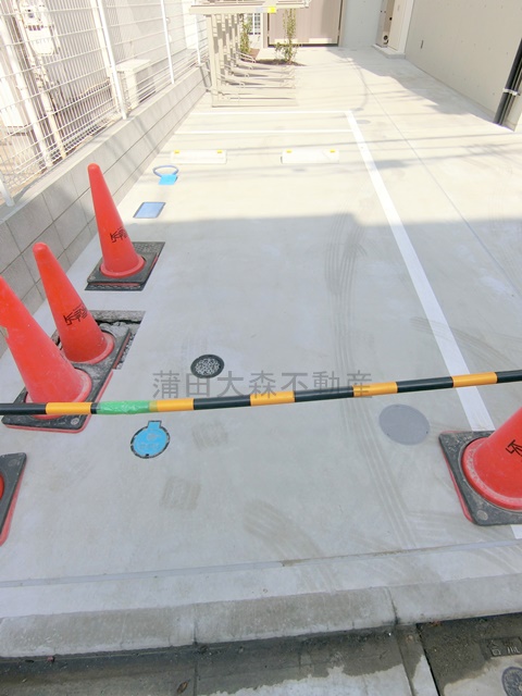 駐車場　駐車場　空き状況等詳細はお問い合わせください