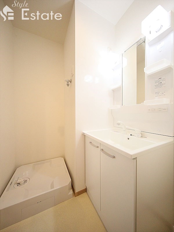 洗面設備　シャンプードレッサー付★独立洗面台