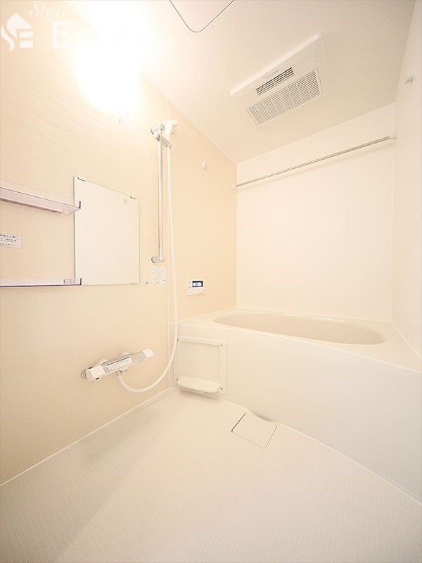 バス・シャワールーム　追い炊き機能☆浴室乾燥機付バスルーム