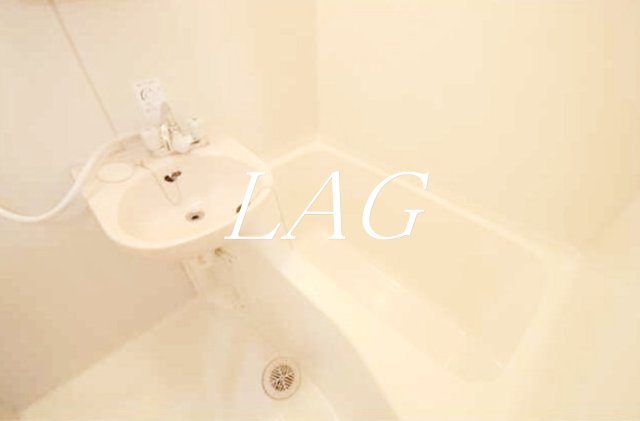 バス・シャワールーム　お風呂です。