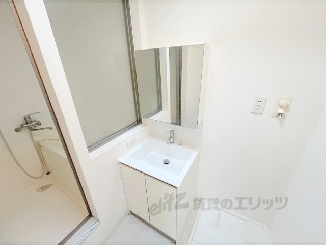 洗面設備　独立洗面台