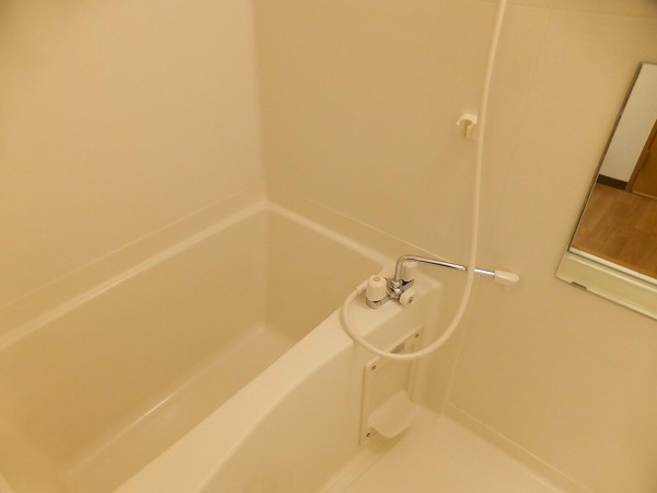 バス・シャワールーム　同物件別部屋