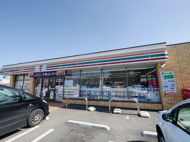 コンビニ　セブンイレブン東所沢3丁目店（コンビニ）まで370m