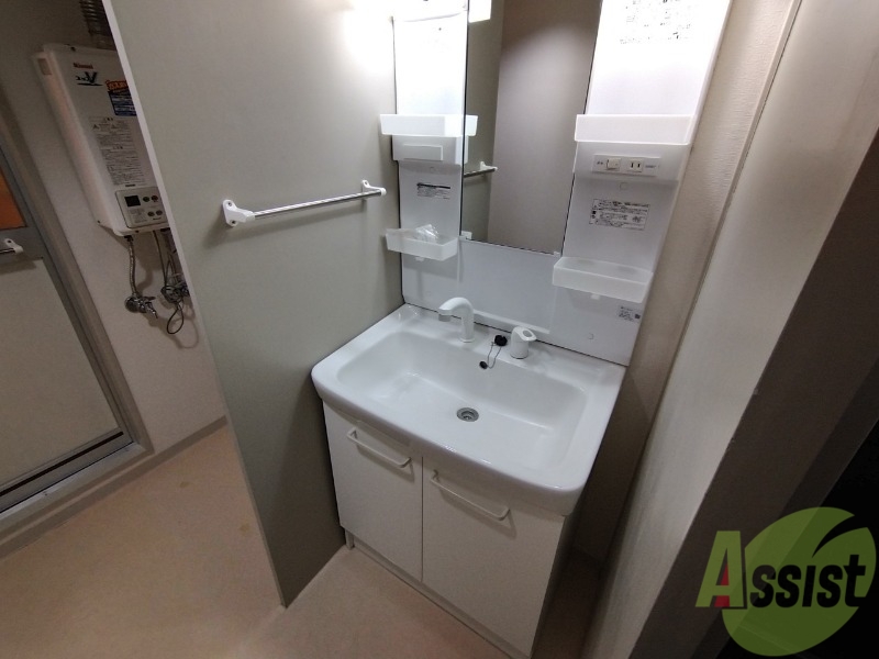 洗面設備　シャンプードレッサーで身支度もラクラクです！