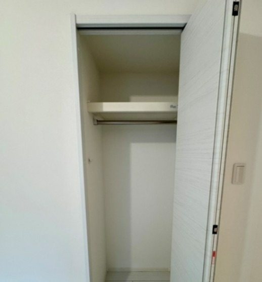 収納　エルファーロ赤坂